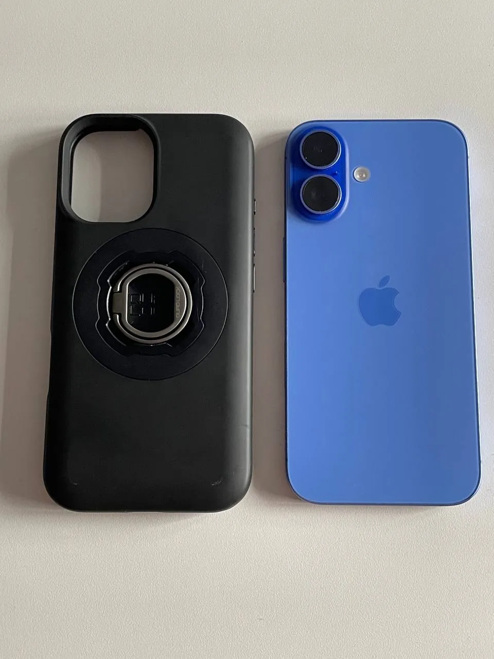 IPhone 16 256 ГБ синий Врачар 1