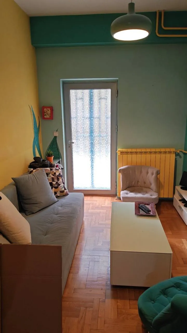 Трёхкомнатная квартира 60 м² Звездара 5