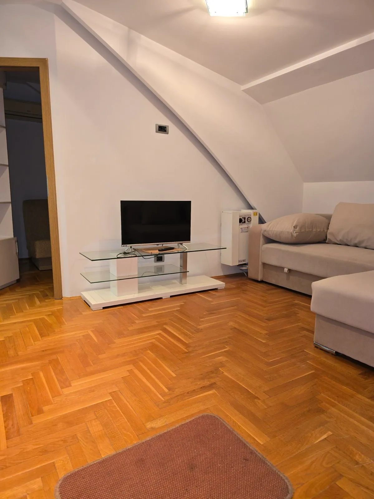 Двухкомнатная квартира 27 м² Звездара 1