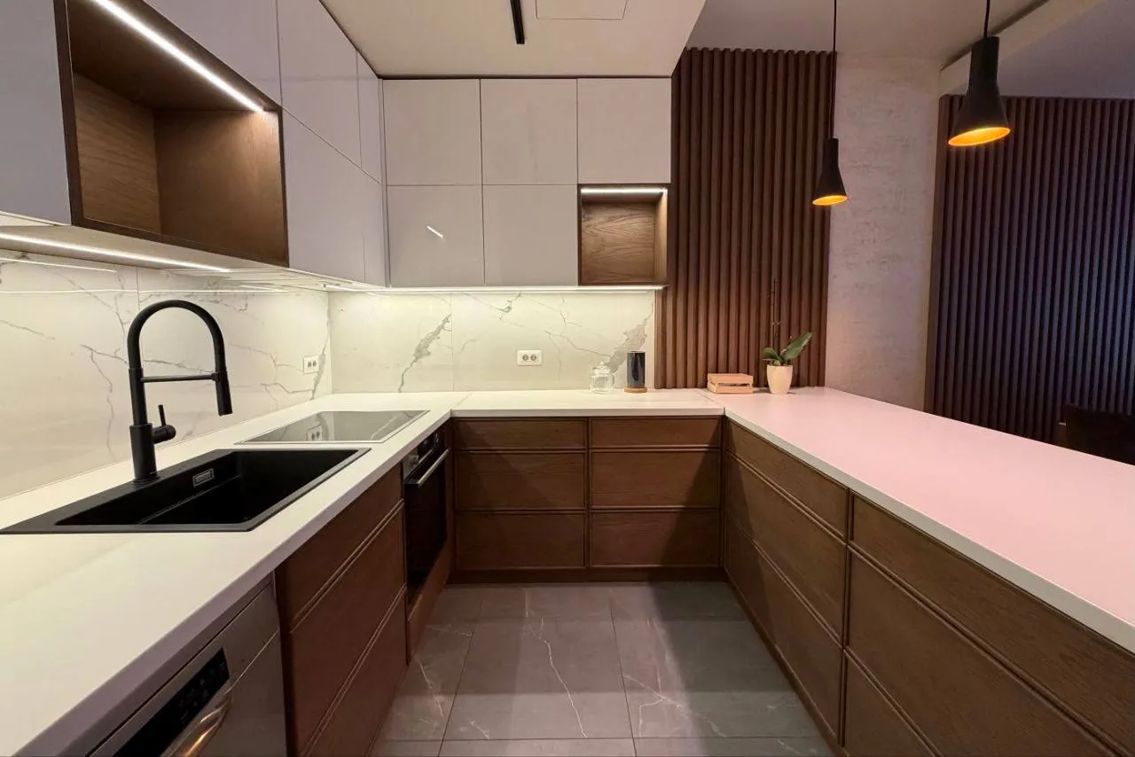 Трёхкомнатная квартира 100 м² Врачар с парковкой 7
