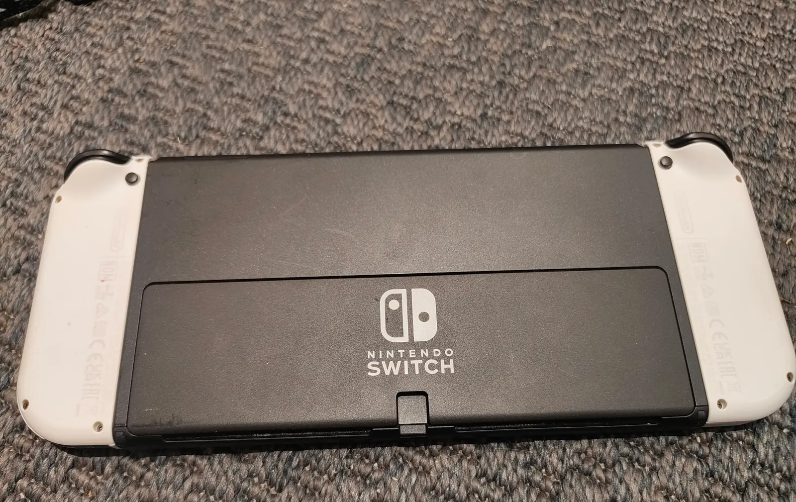 Nintendo Switch OLED Белград 4