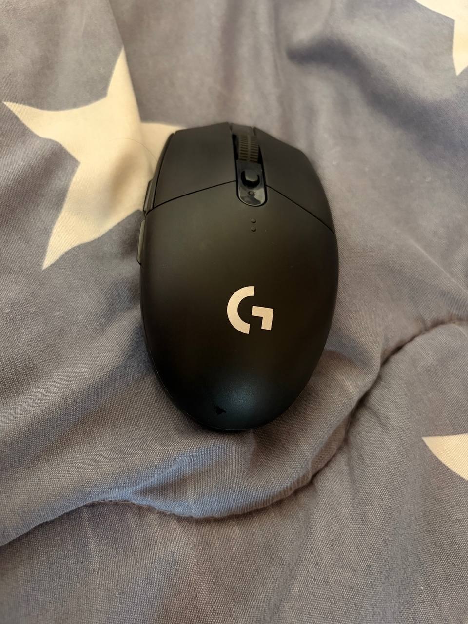 Мышка Logitech G305 1