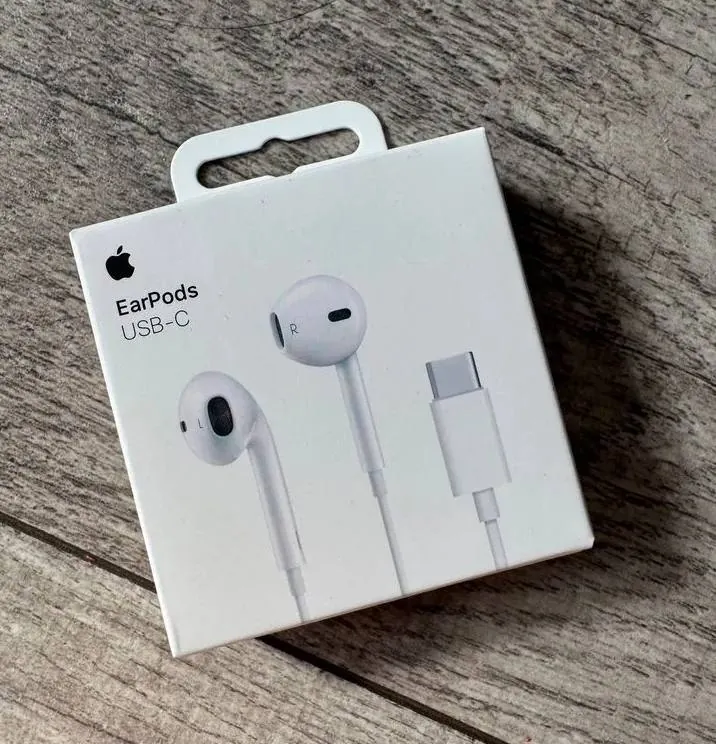 Apple EarPods Type-C оригинальные новые Нови Сад 1