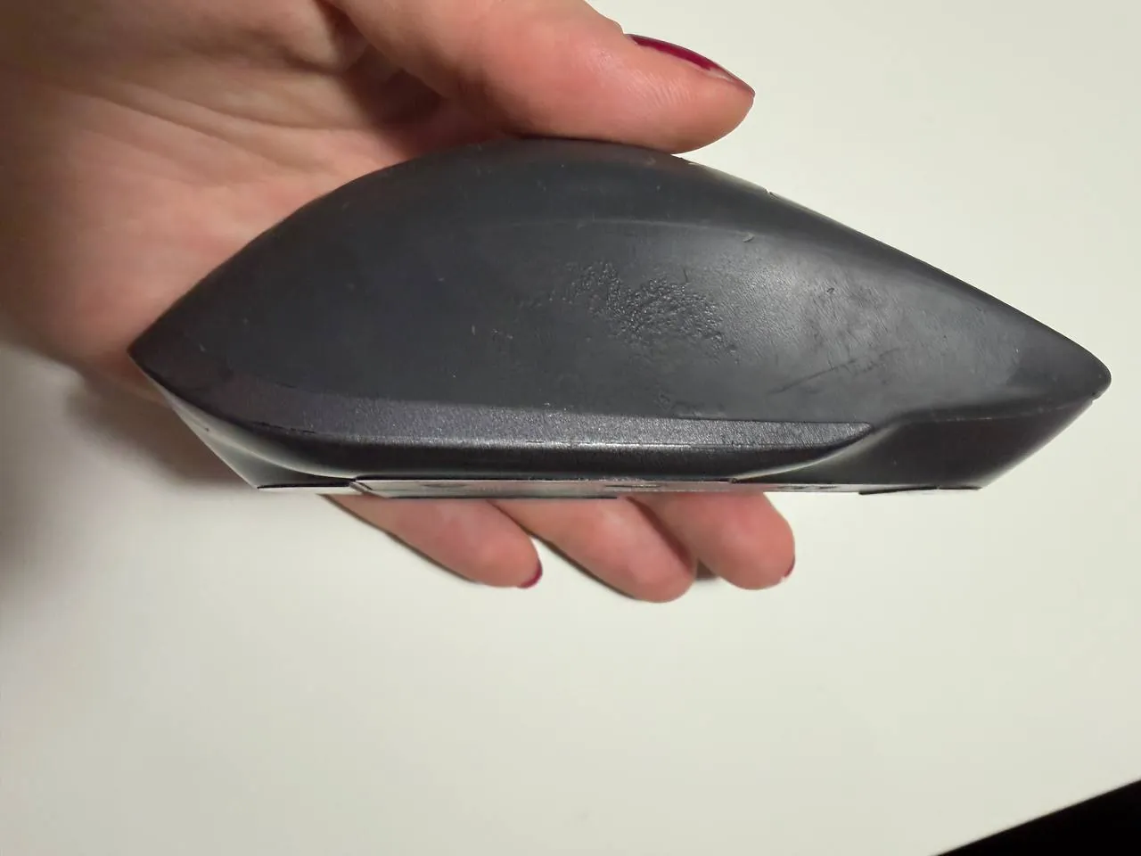 Книги и мышь Logitech MX Master 3S 5