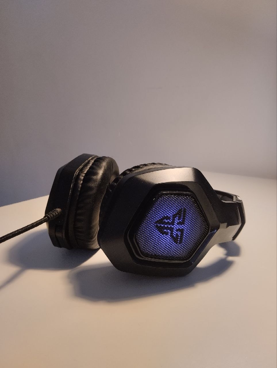 Игровые наушники Fantech OMNI MH83 4