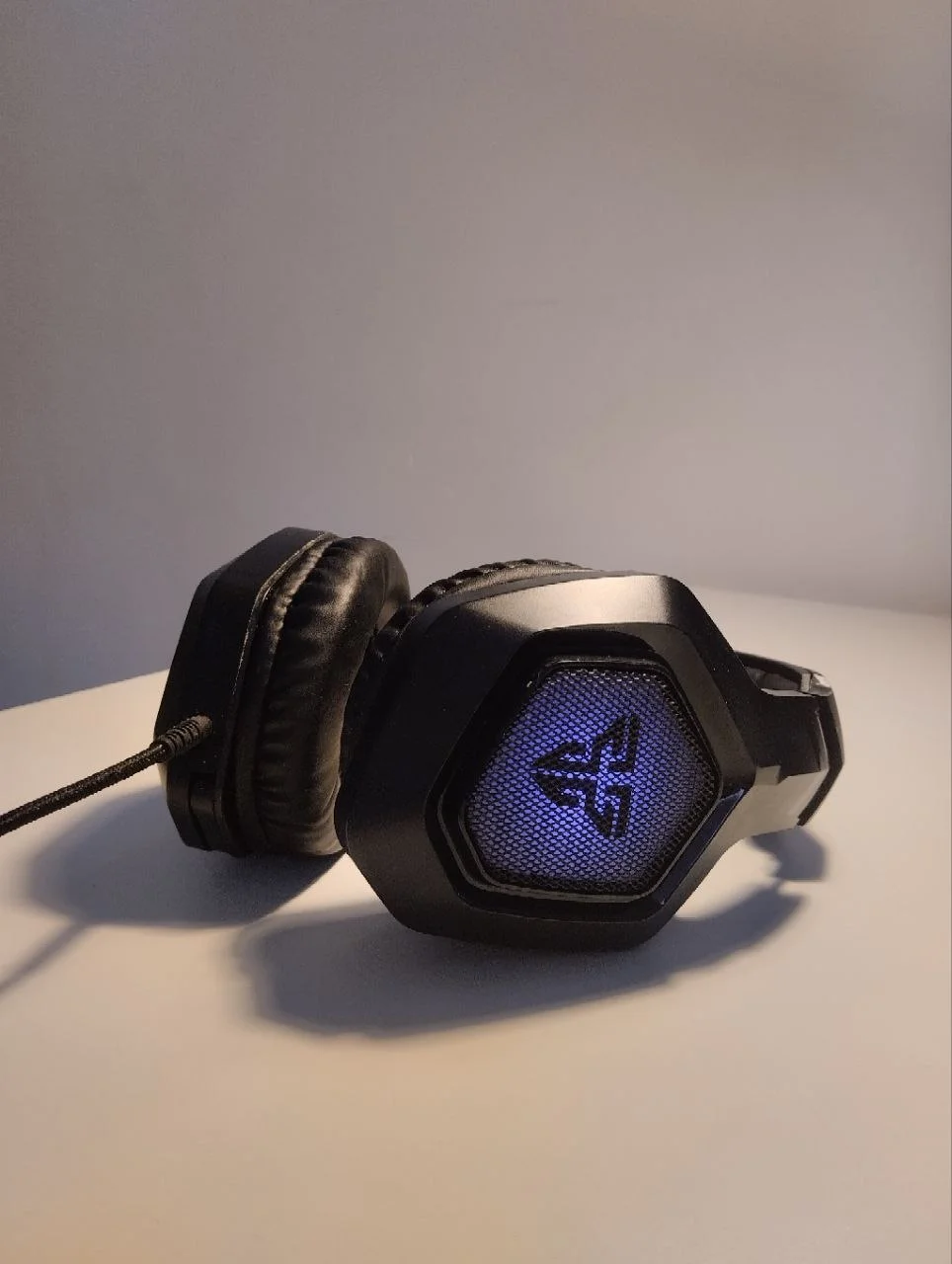 Игровые наушники Fantech OMNI MH83 4
