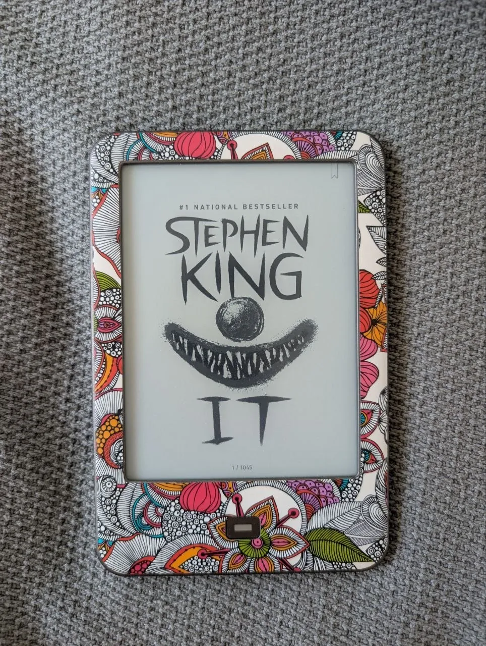 Электронная книга Tolino Shine с подсветкой 1