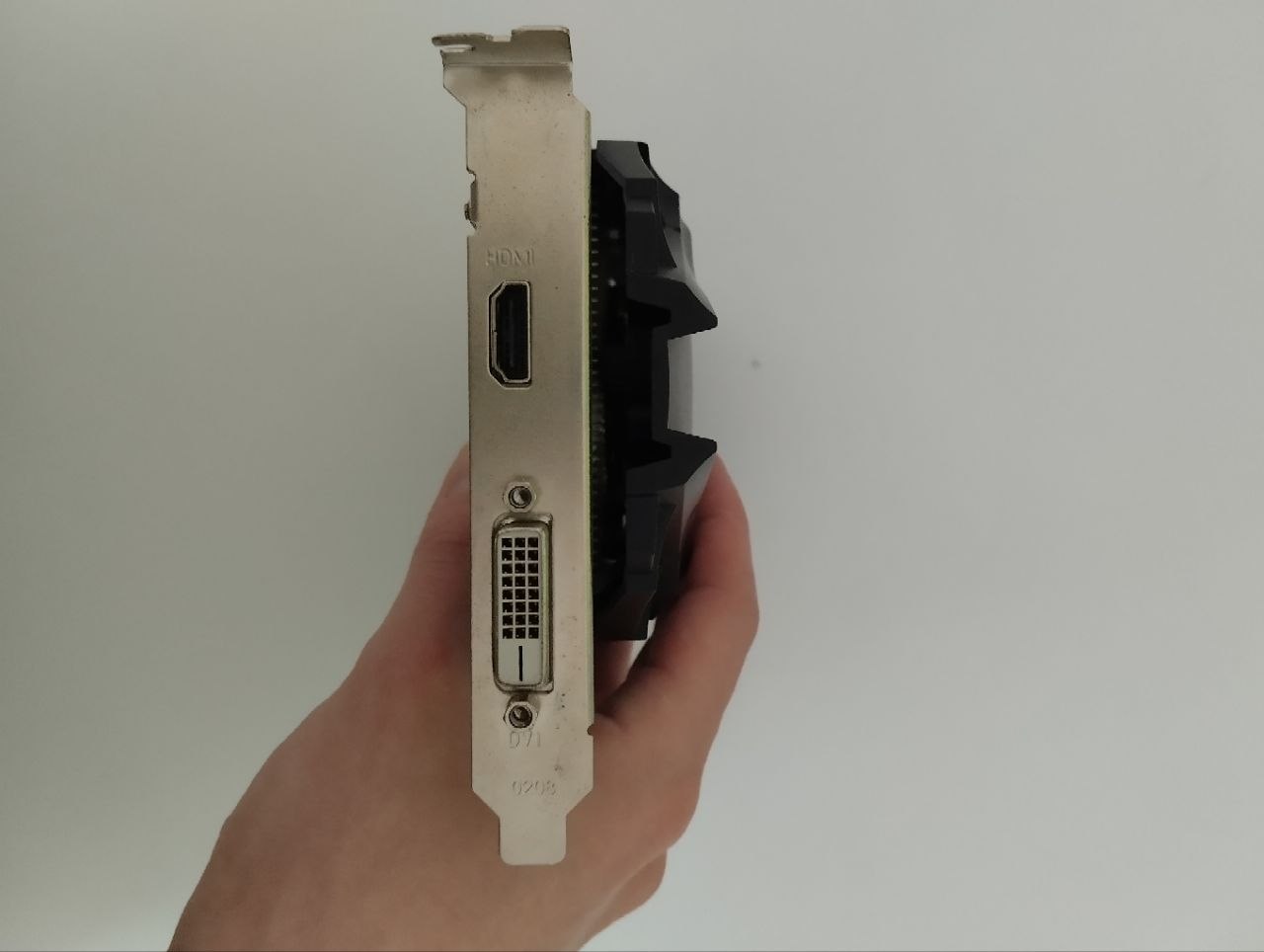 Видеокарта NVIDIA GT 1030 2GB 3