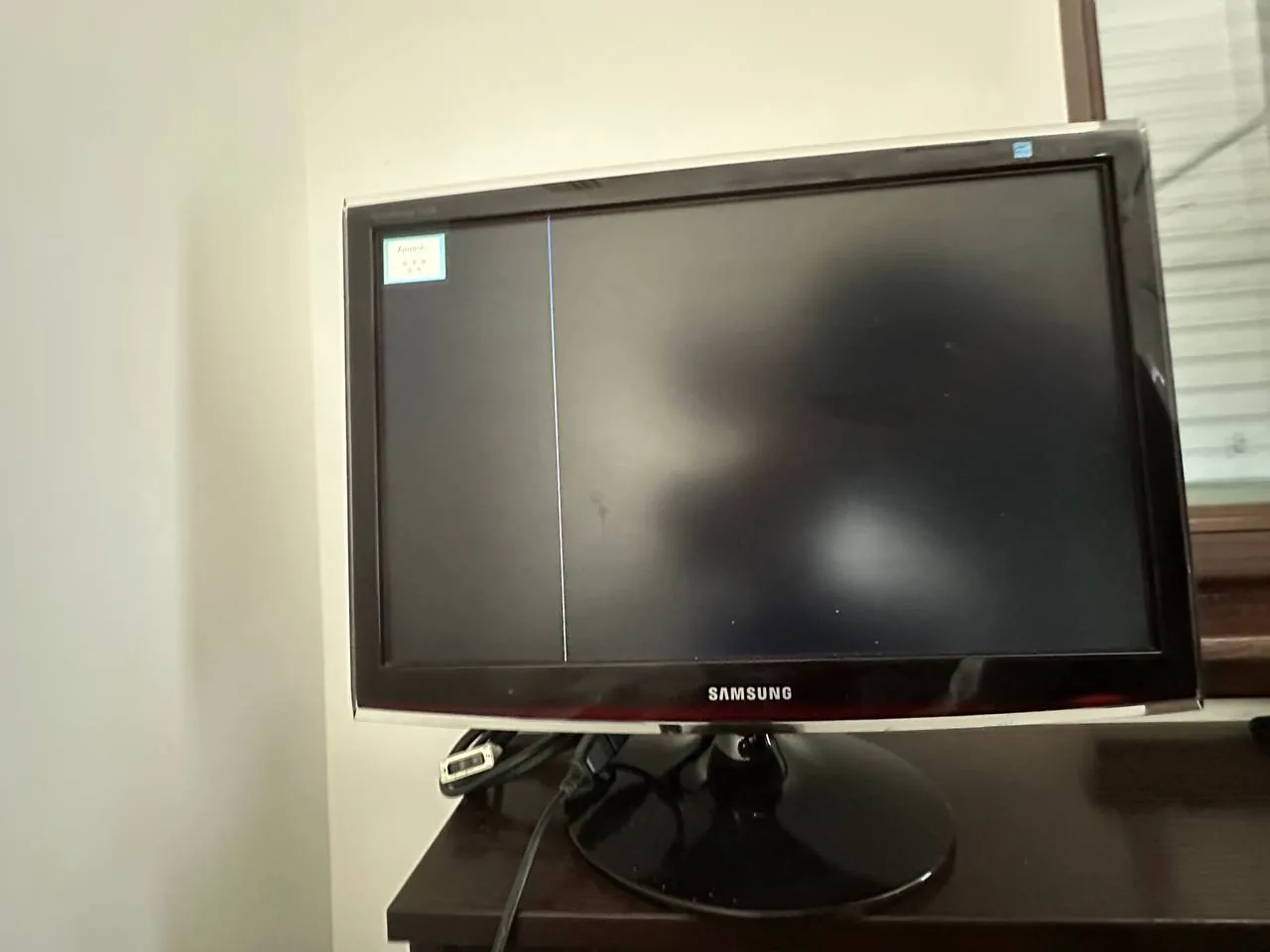Мониторы BenQ и Samsung 22 дюйма 3