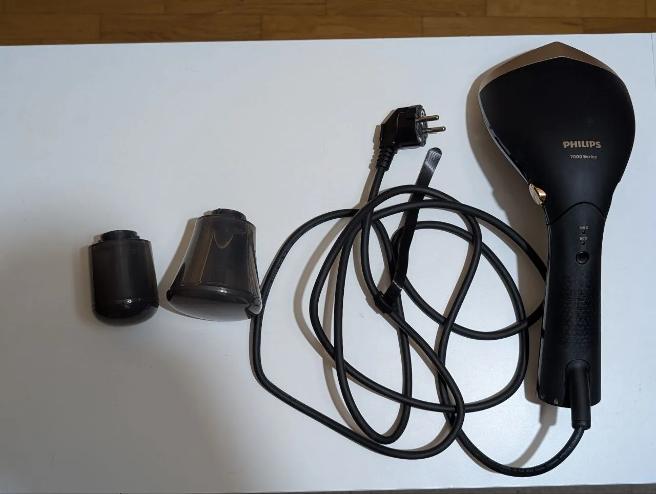 Отпариватель вертикальный Philips STH7060/80 Новый Белград 1