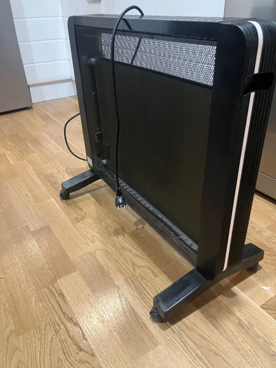 Обогреватель FOX MC1503 2000W Пашино Брдо 3