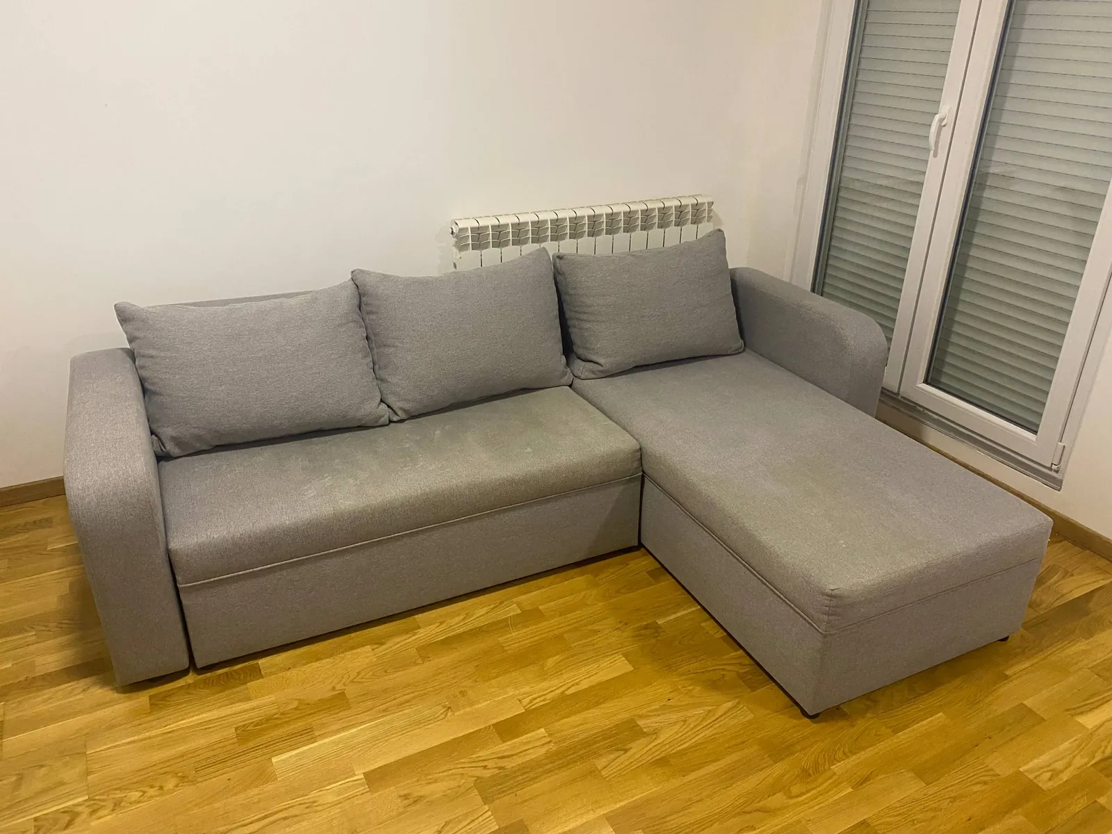 Угловой раскладной диван Springe 235×163 см Звездара 1