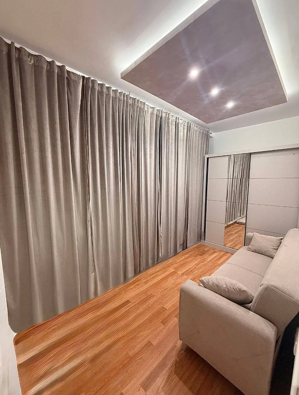 Трёхкомнатная квартира 50 м² Земун Cara Dusana 8