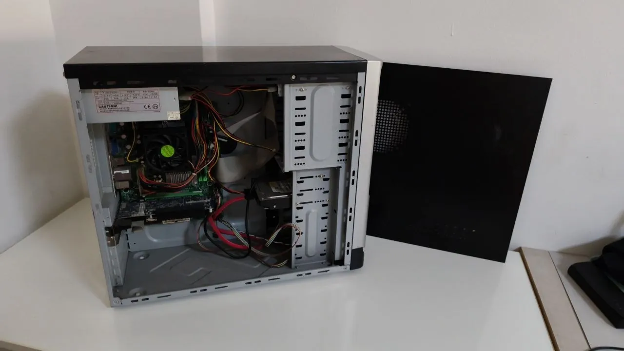 Настольный ПК AMD Sempron видеокарта HD 6450 Нови-Сад 1