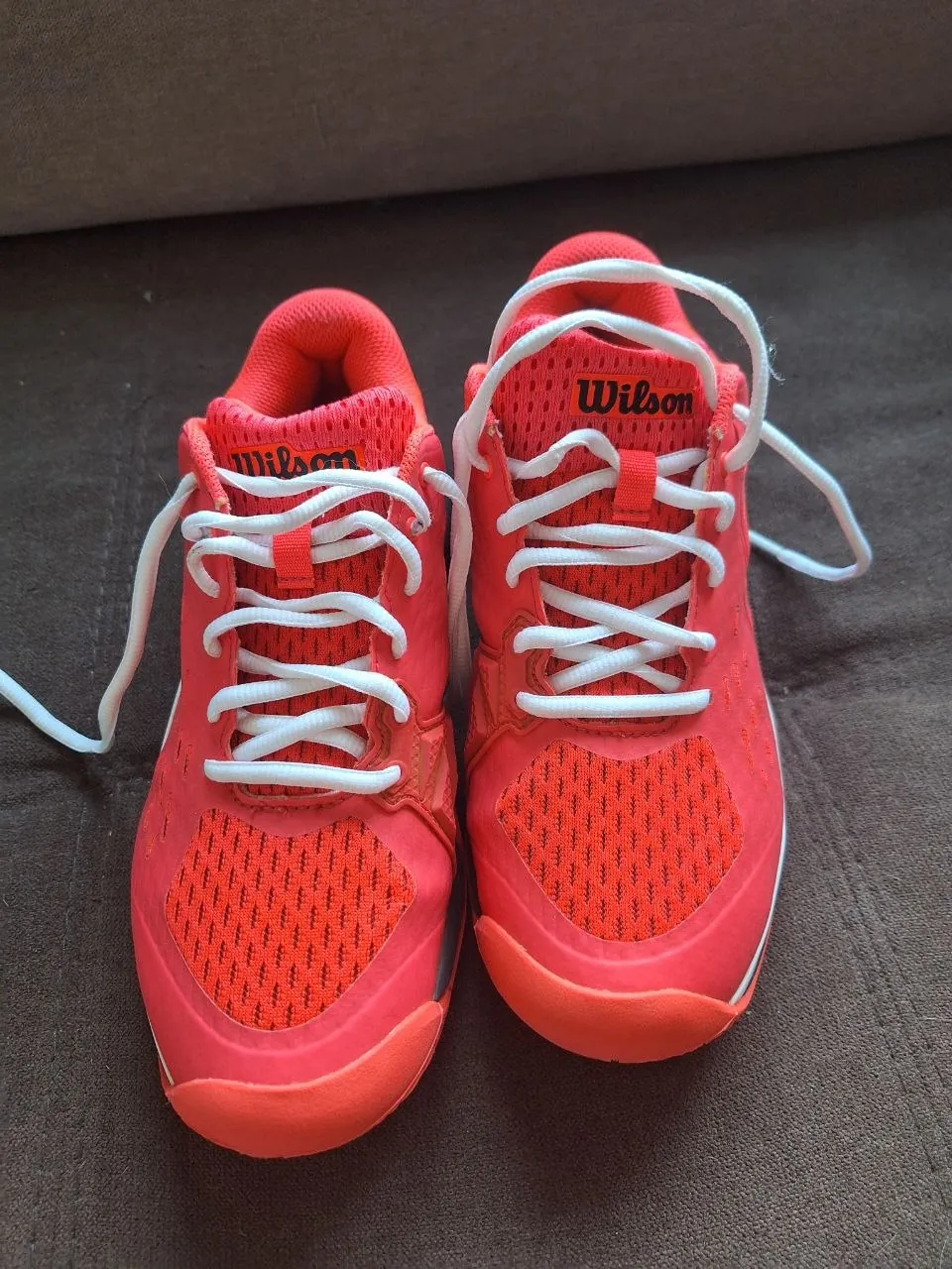 Женские кроссовки Wilson 36.5-37 почти не ношены 2