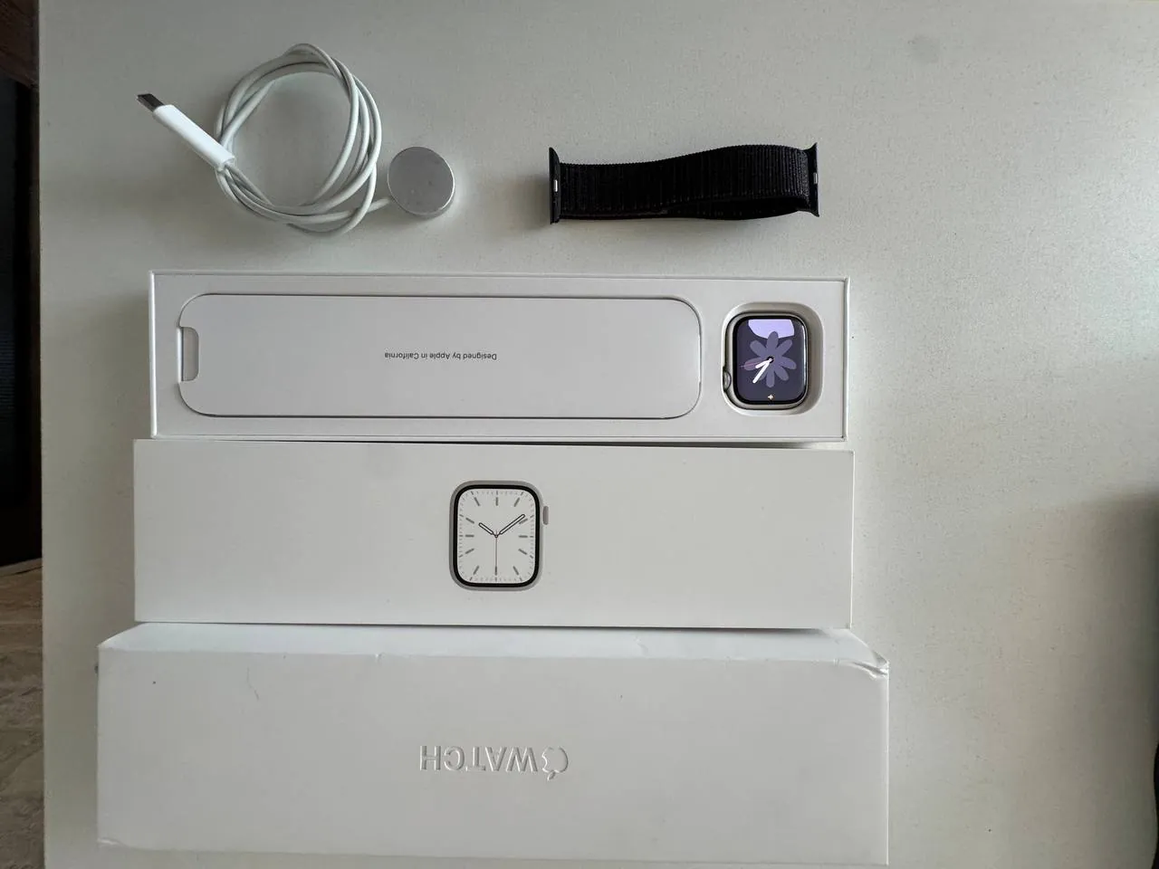 Apple Watch Series 7 с зарядкой Белград 1