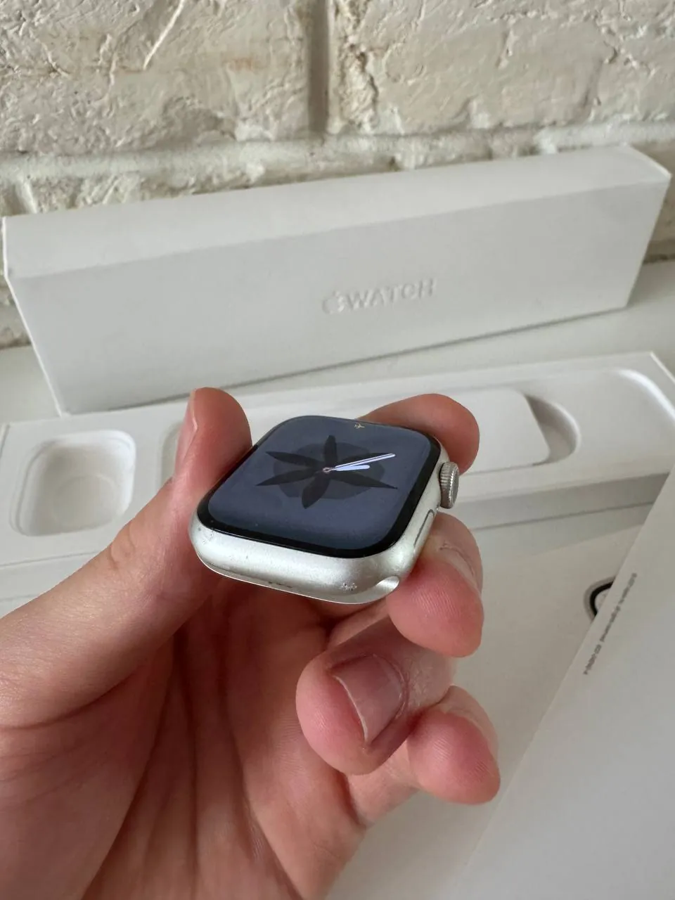 Apple Watch Series 7 с зарядкой Белград 3