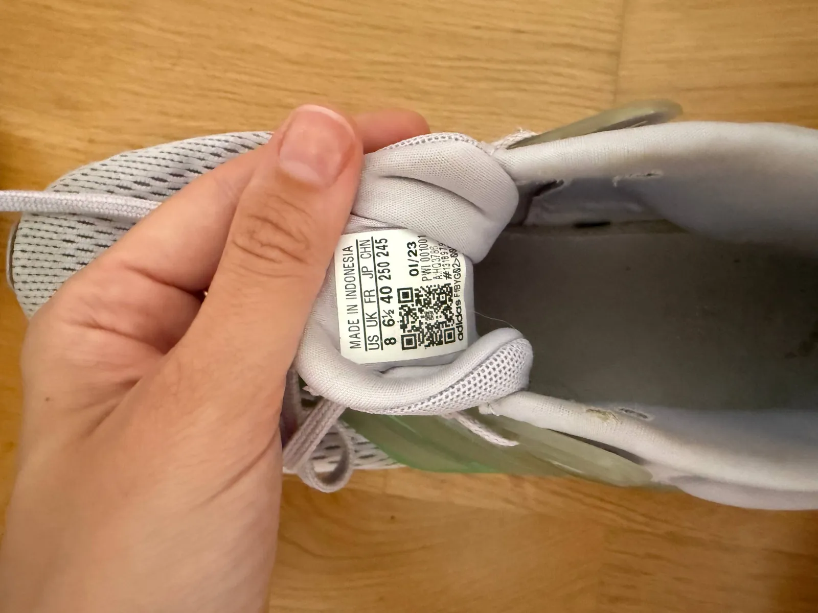 Вещь Adidas в хорошем состоянии 2