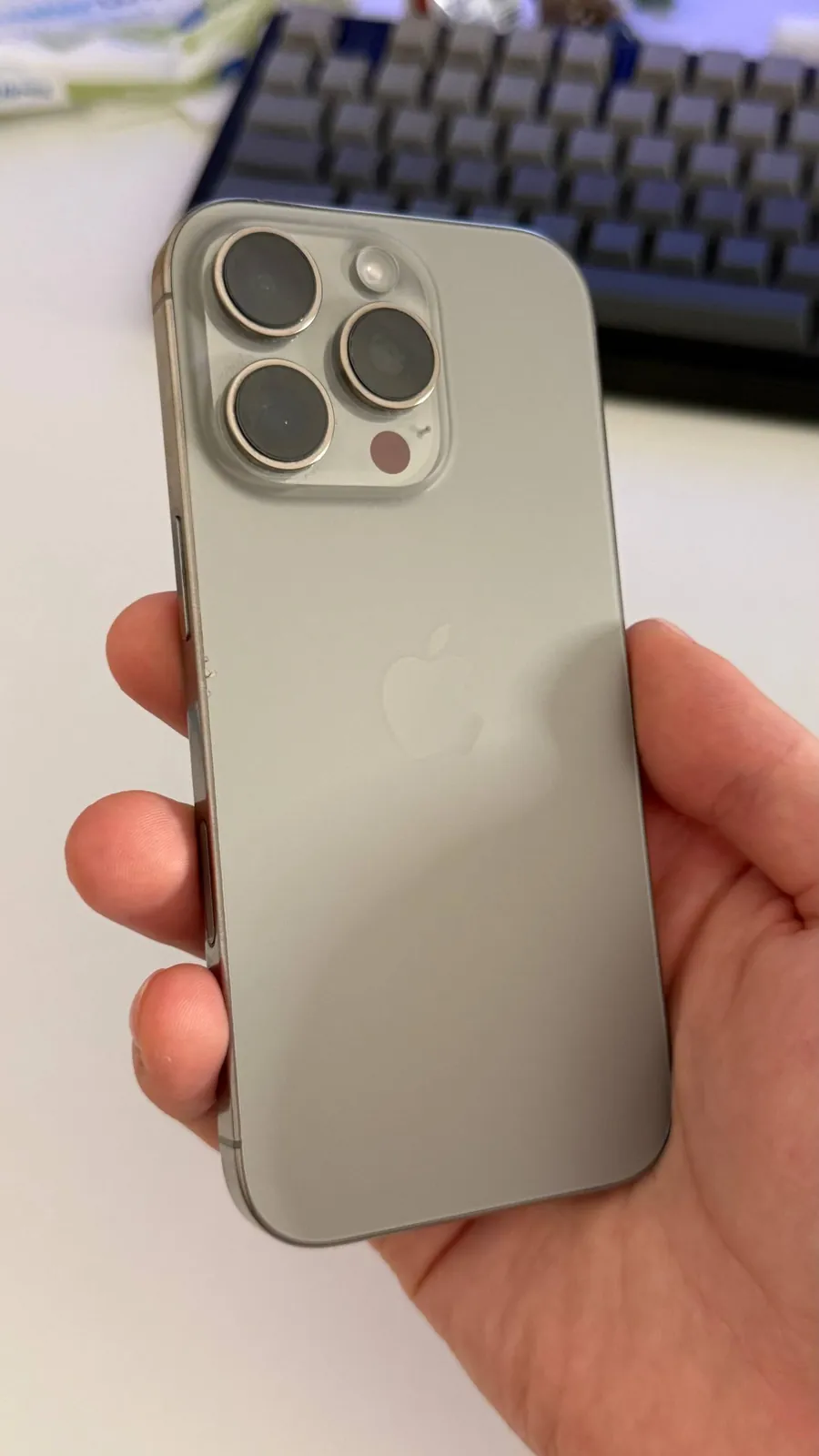 IPhone 16 Pro 256 ГБ Белград 1