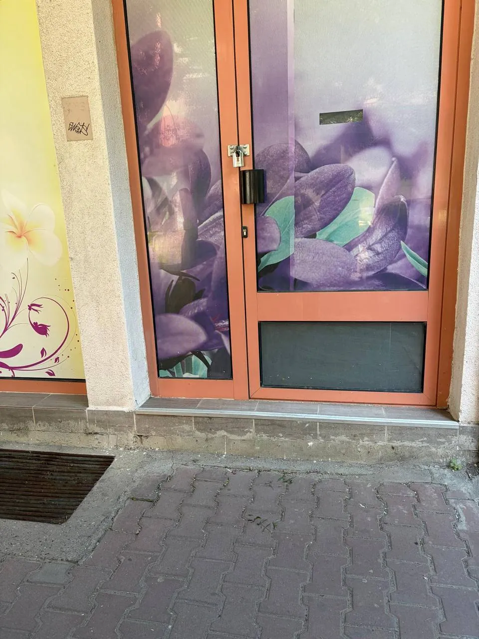 Коммерческое помещение в аренду 40 м² Грбавица Нови-Сад 1