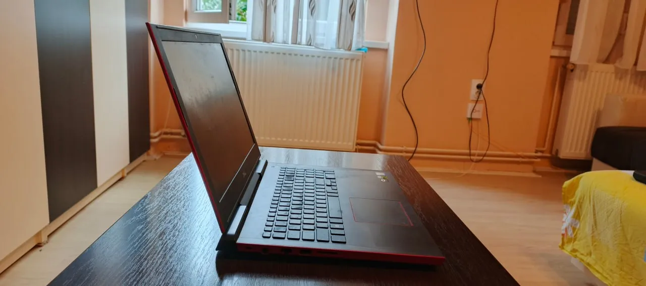 Игровой ноутбук Dell G5 i5-8 GTX 1060 2