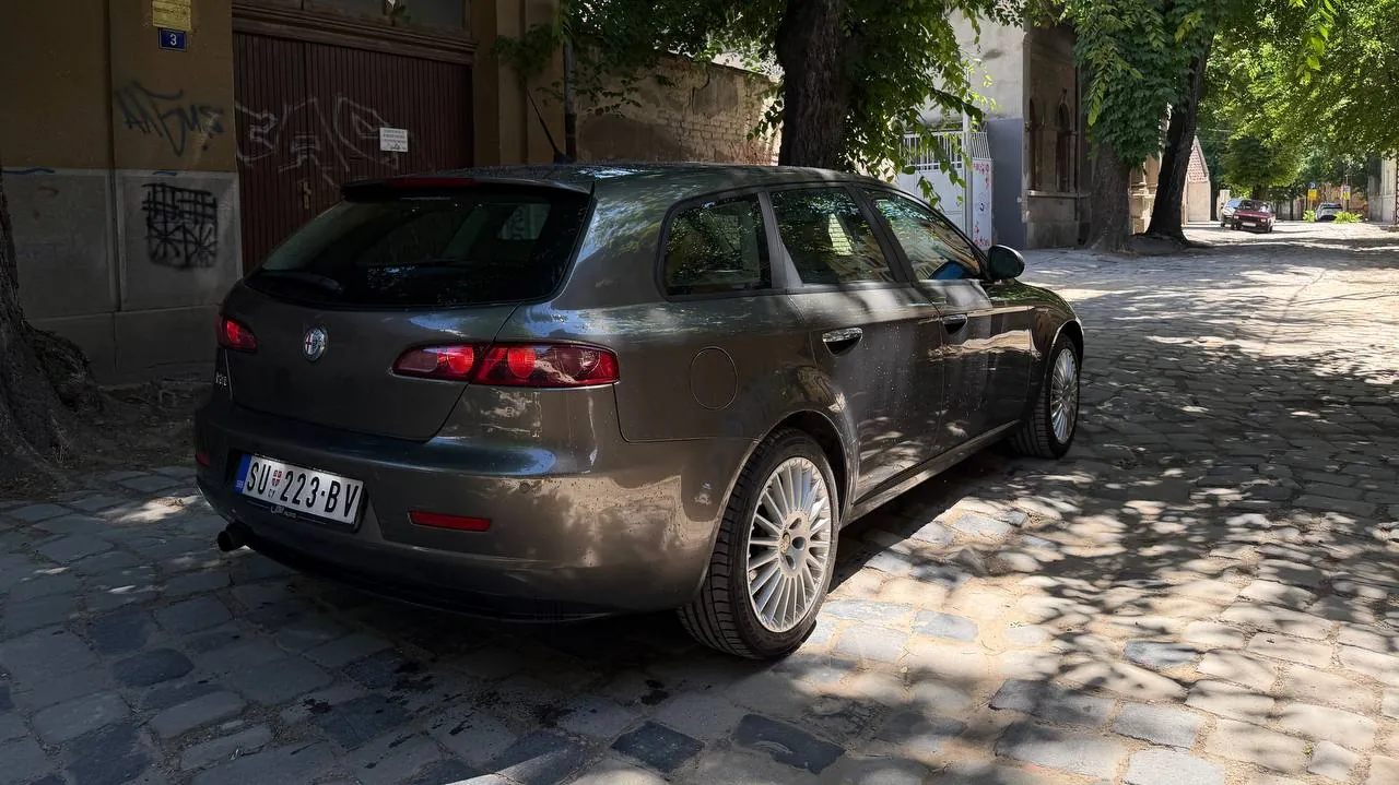 Alfa Romeo 159 SW 1.9 дизель 6МКПП 4
