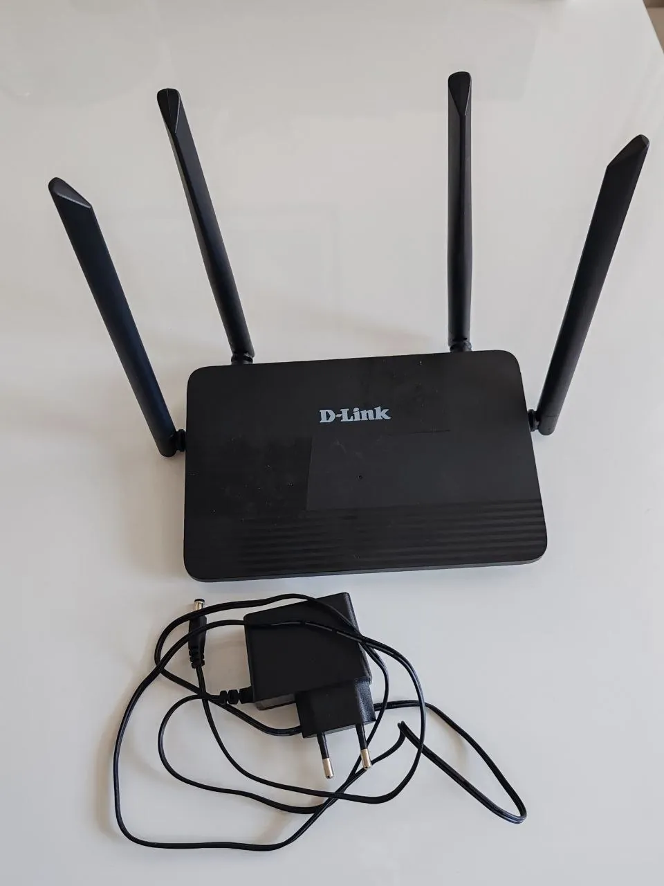Wi-Fi роутер D-Link DIR-830M и GPON терминал Huawei Белград 2