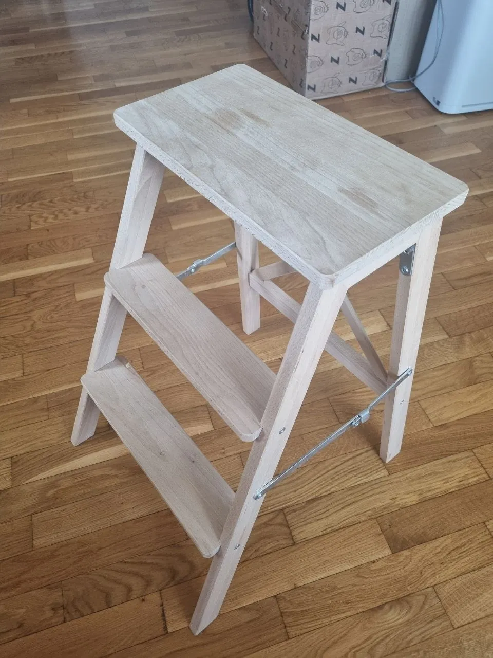Мебель IKEA JYSK стол этажерки гардероб 5