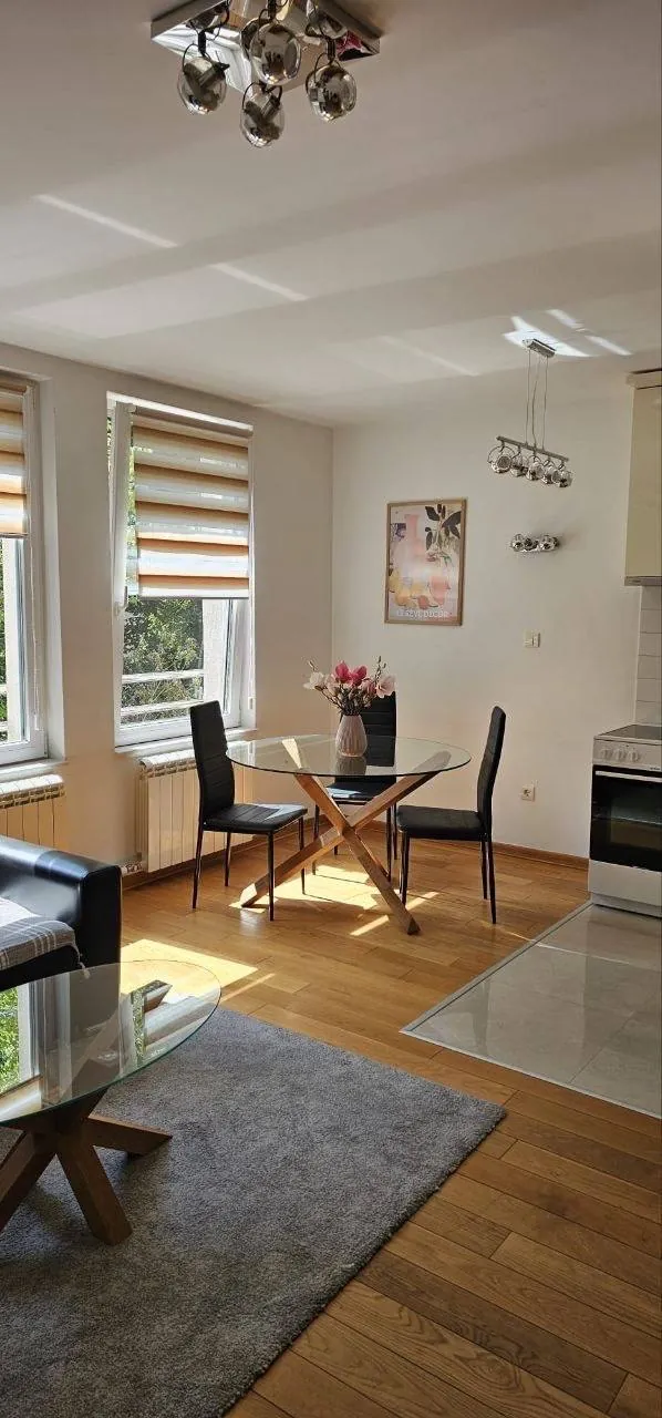 Двухкомнатная квартира 40 м² на Звездаре 2