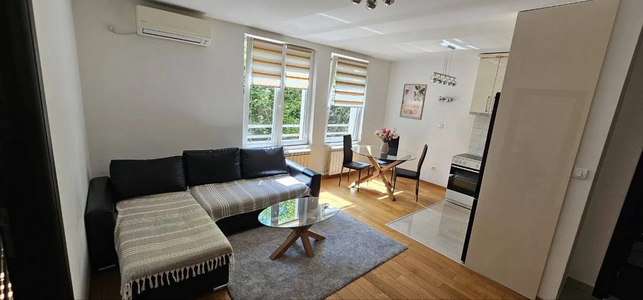 Двухкомнатная квартира 40 м² на Звездаре 6