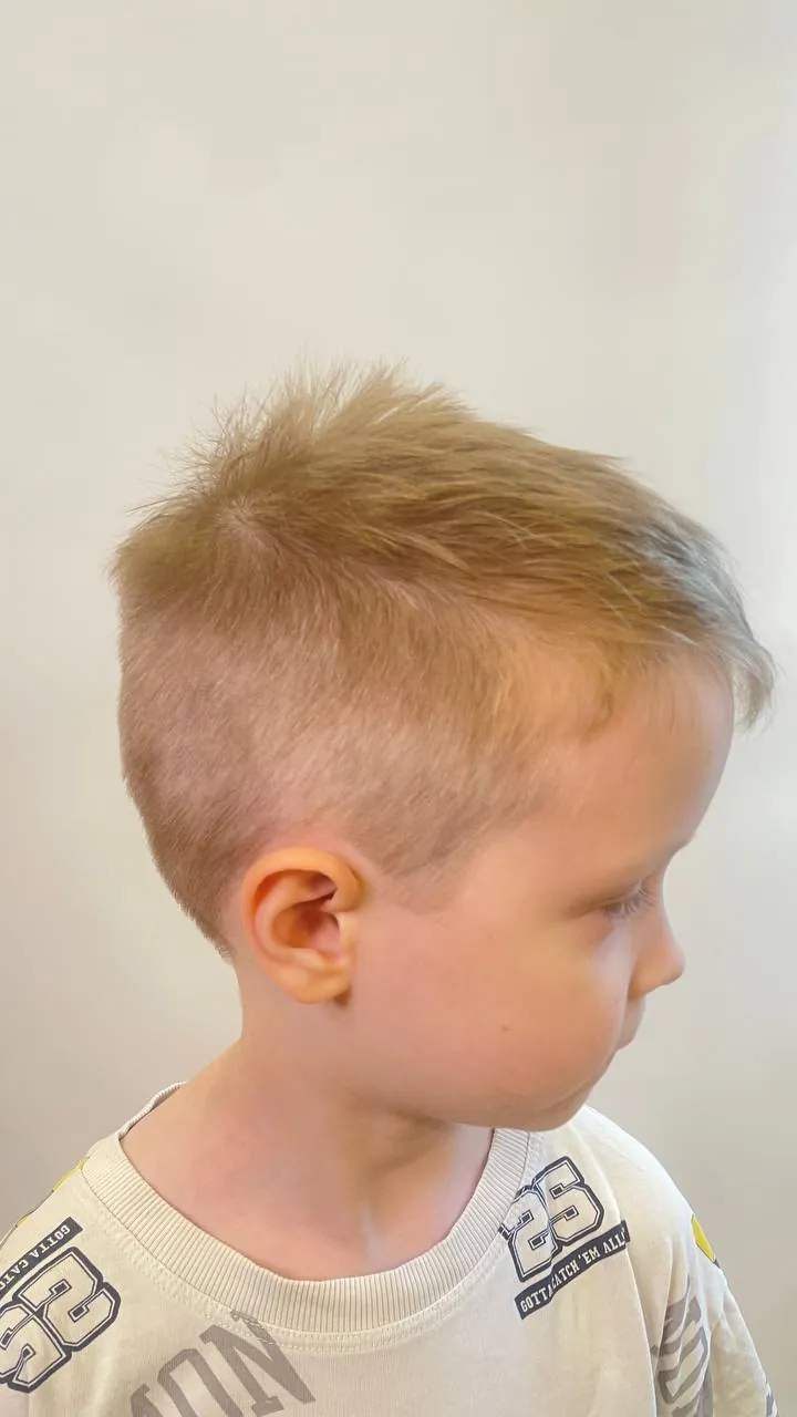 Стрижки и окрашивание в салоне FLOW Белград 2