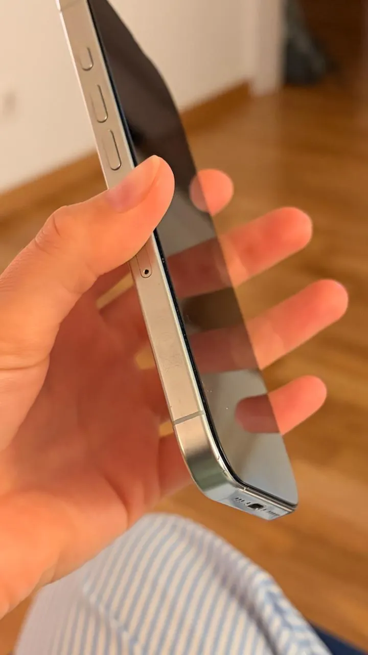IPhone 16 Pro 128 ГБ White Titanium 3