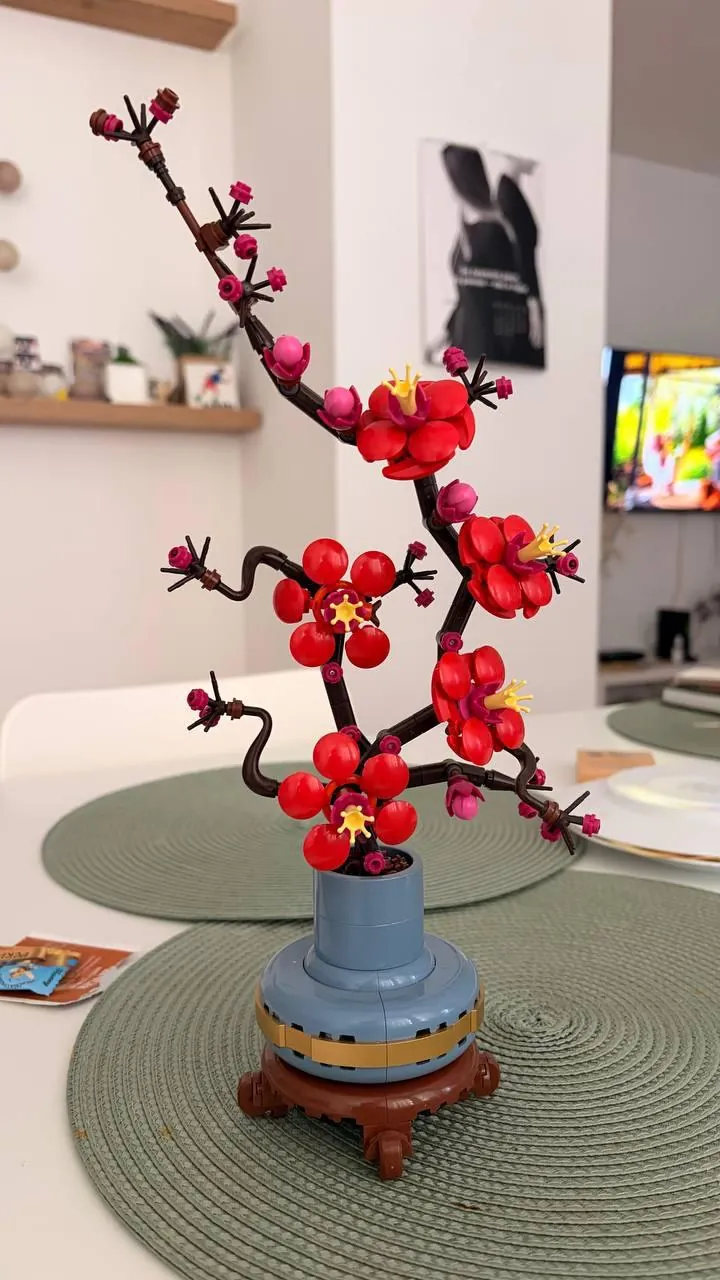 LEGO 10369 Botanical Collection Цветок сливы собранный 2