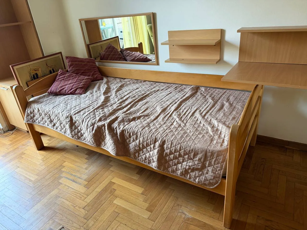 Кровать из массива 195×95 с матрасом и выдвижными ящиками 3
