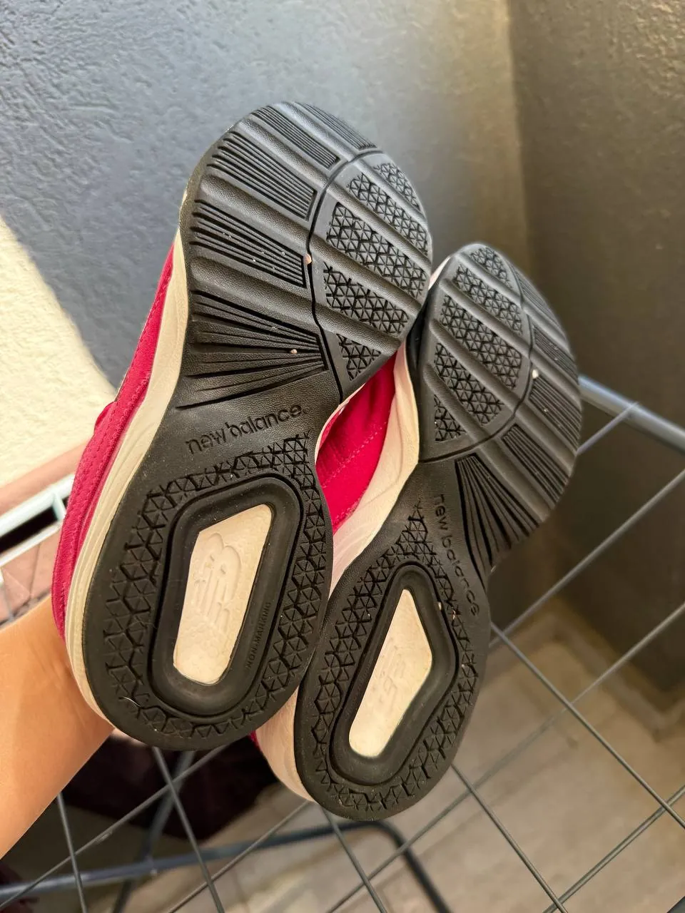 Кроссовки New Balance и кеды Mango замшевые, размеры 34–35,5 2