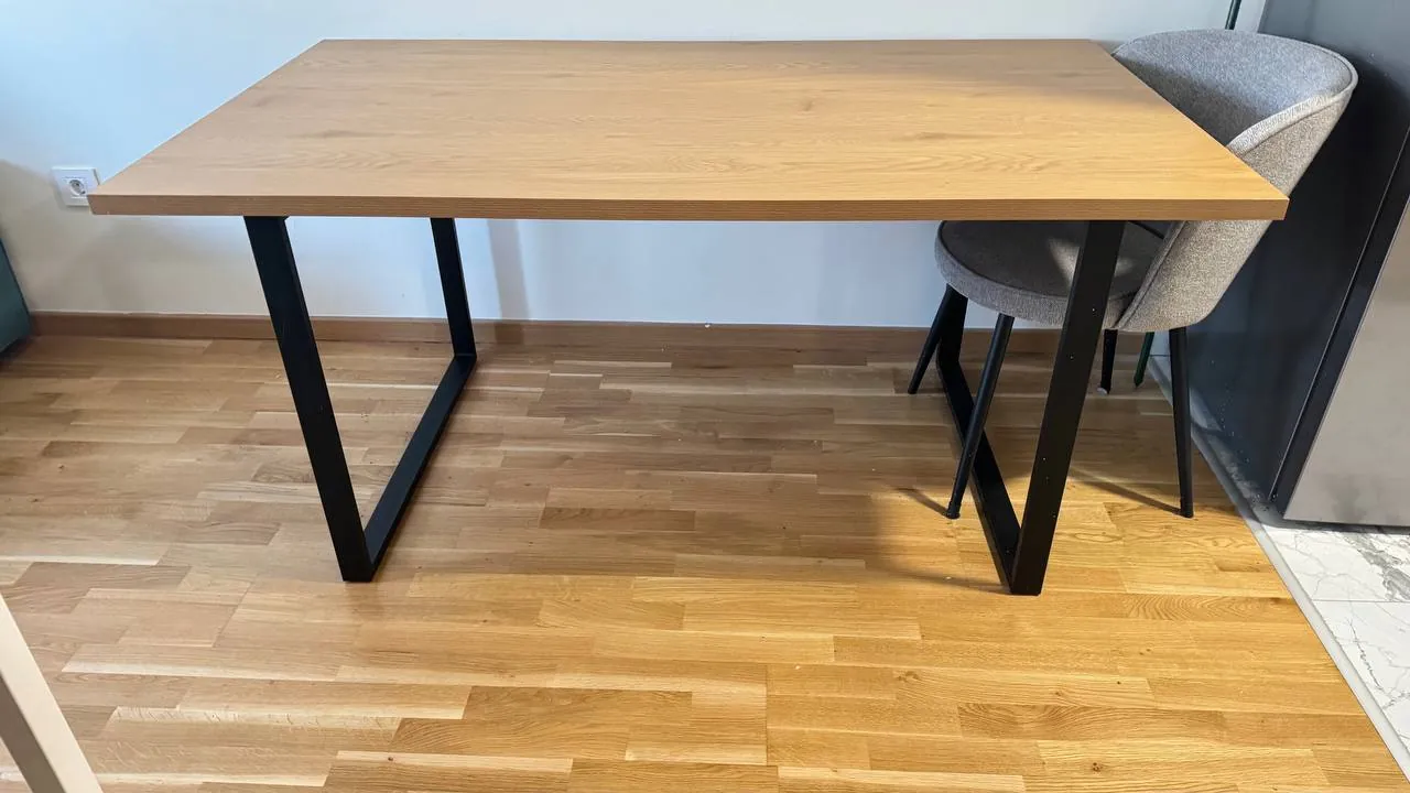 Стол JYSK 160×80 см в отличном состоянии 1
