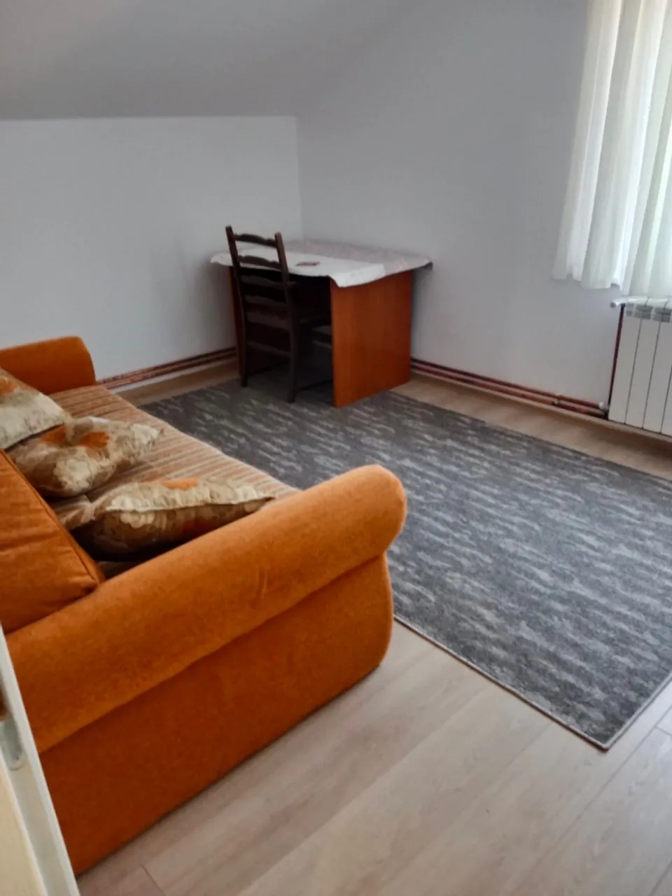 4-комнатная квартира 90 м² с мебелью в Медакович Звездара 6