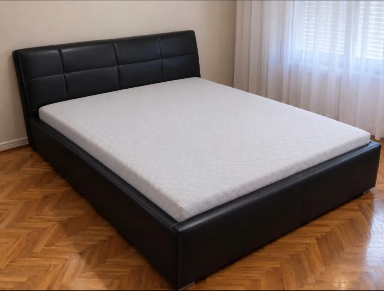 Квартира 65 м² три комнаты с террасой Звездара 6