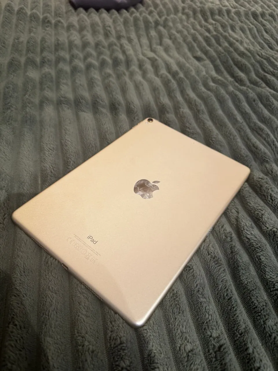 IPad Pro 10.5 64 ГБ с Apple Pencil Вождовац 2