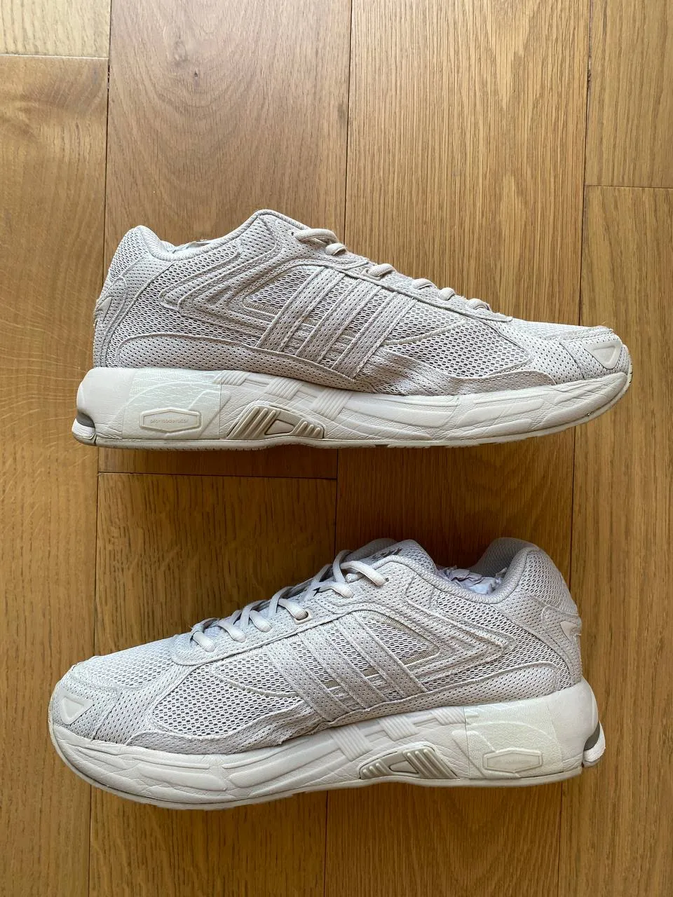Кроссовки Adidas Response CL W унисекс EU 46 Белград 5
