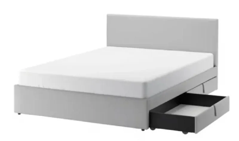 Кровать IKEA с ящиками и матрацем Вождовац 1