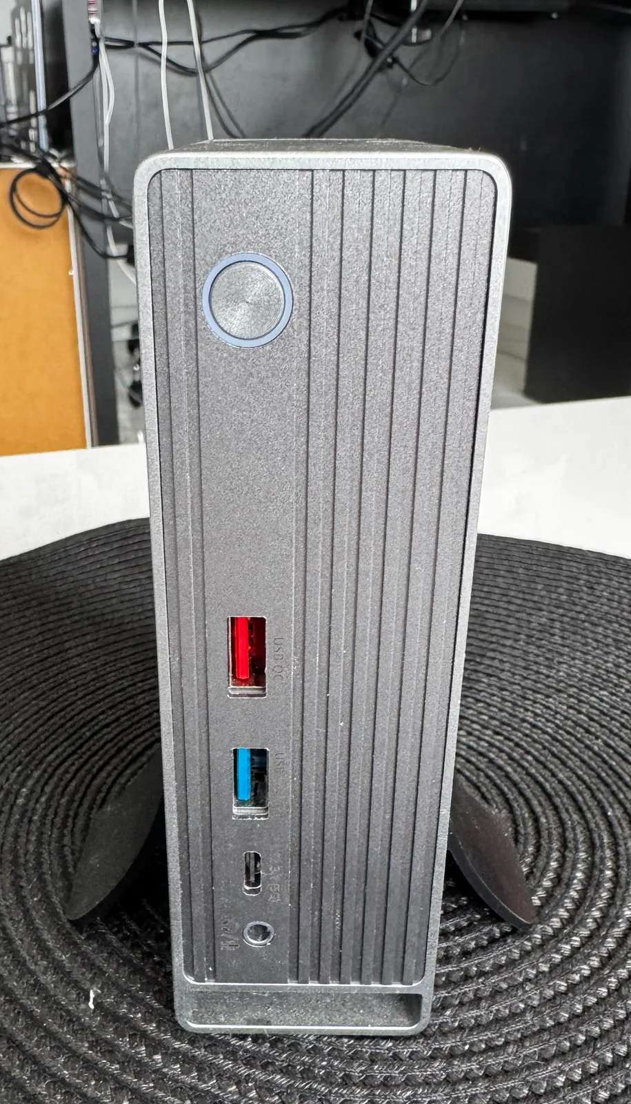 Dok-станция VisionTek VT7100 USB-C три монитора 4K 3