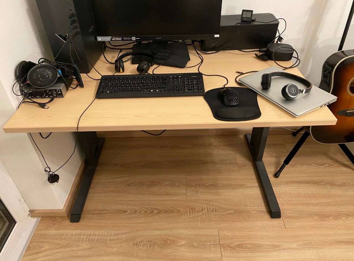 Стол IKEA Effective 3