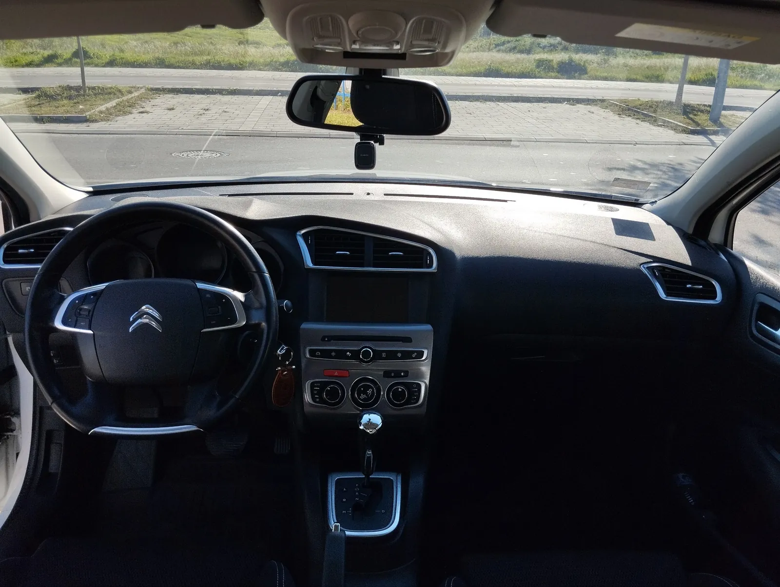 Citroen C4 1.6 BlueHDI АКПП 2015 Нови-Сад 3