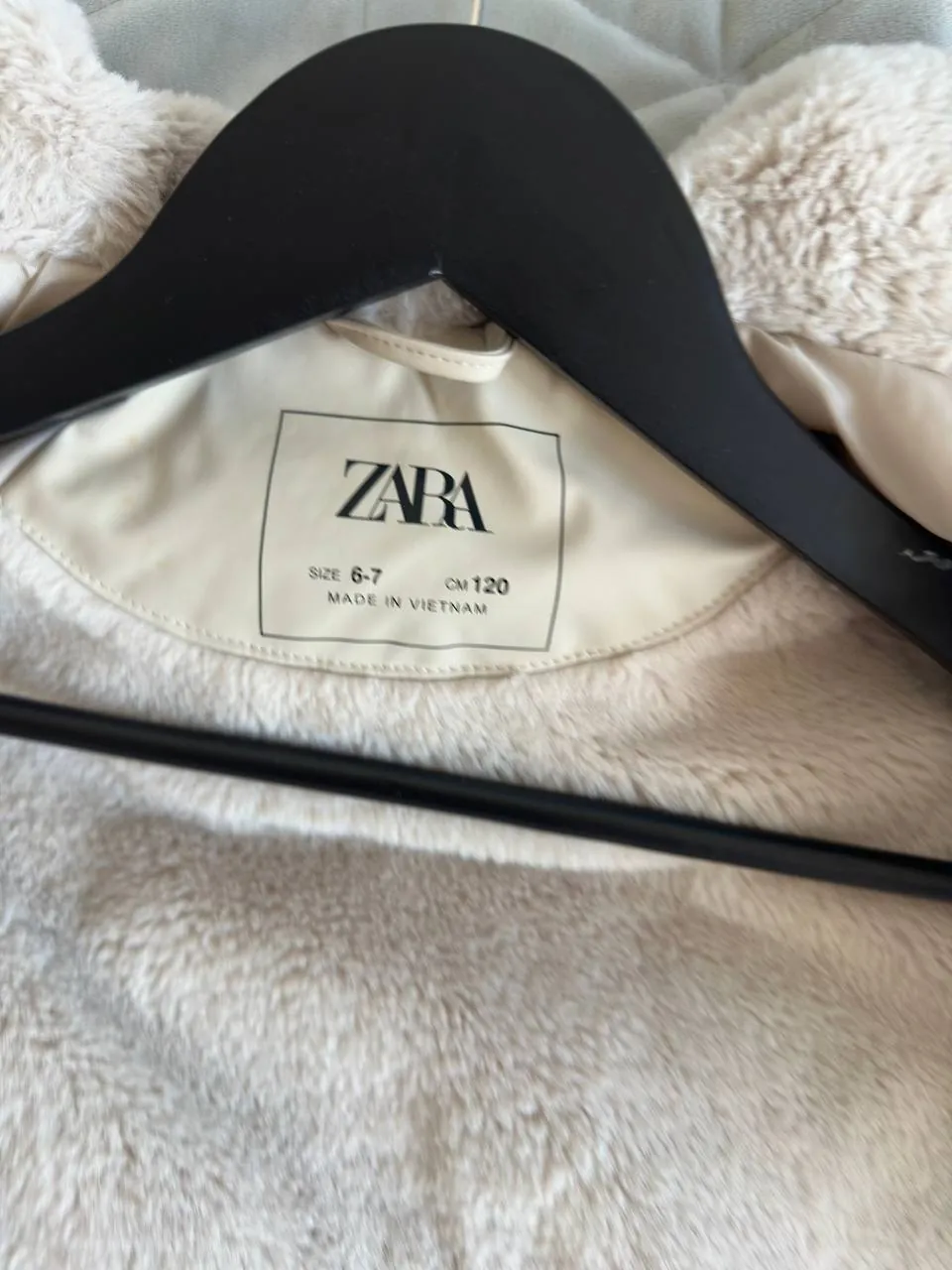 Куртка Zara утеплённая непромокаемая рост 120 2