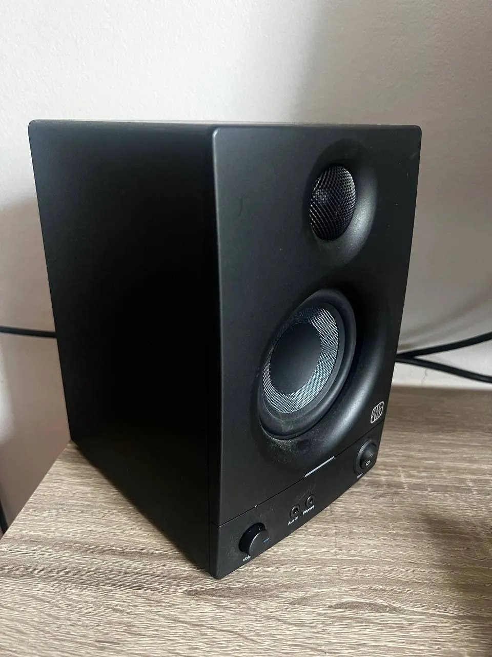 Студийные мониторы PreSonus Eris E3.5 с кабелями, Нови-Сад 1