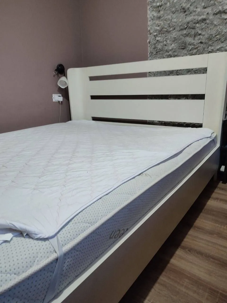 Двуспальная кровать 160×200 с матрасом Нови-Сад 1