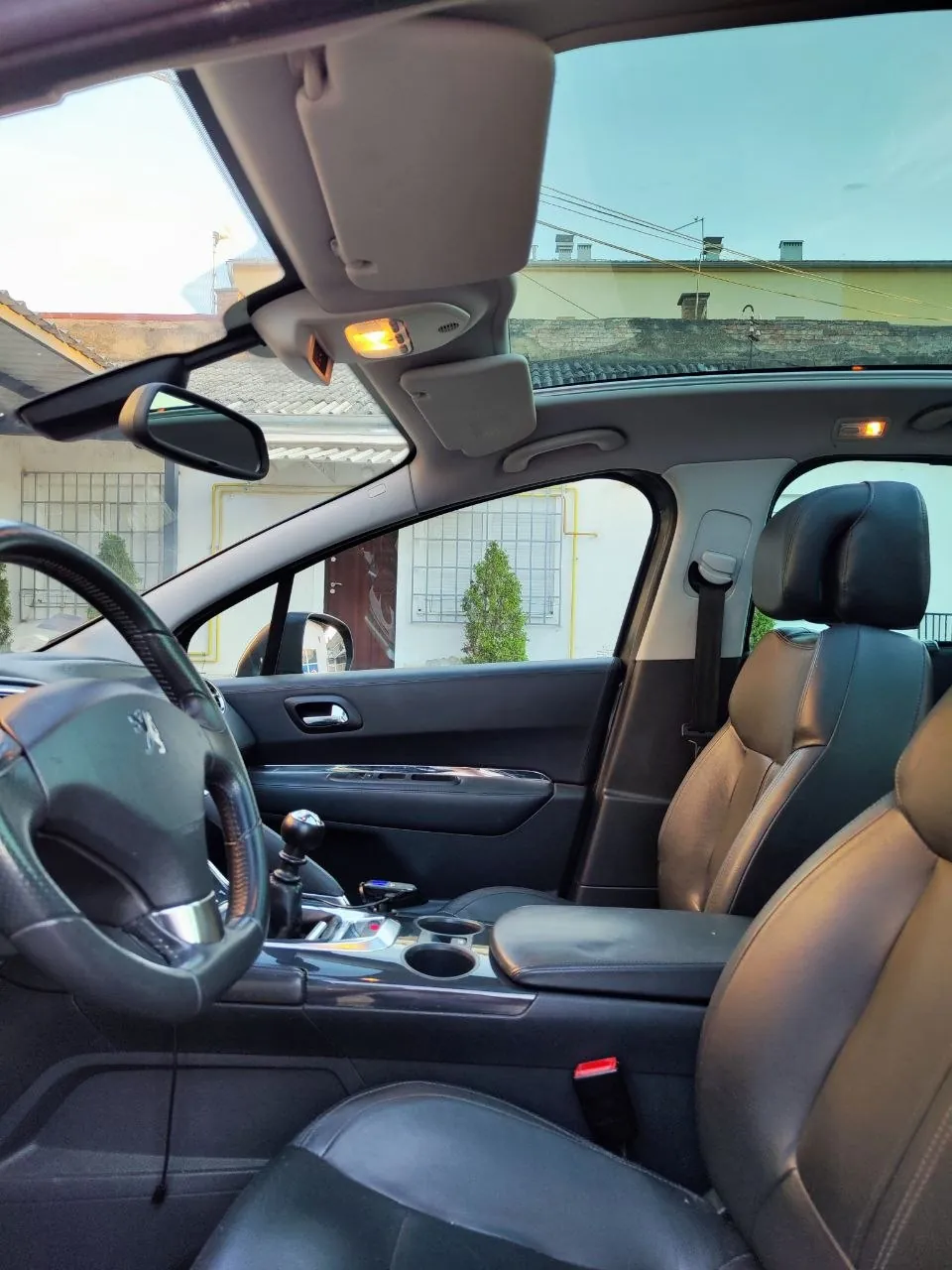 Peugeot 3008 2.0 HDI дизель 2011 год пробег 192 000 Белград 8