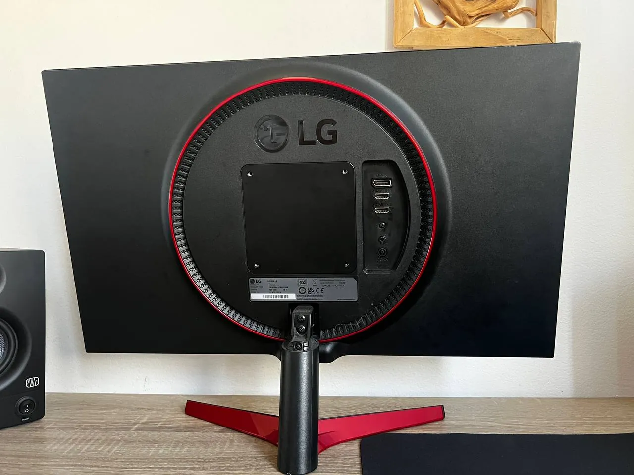 Монитор LG UltraGear 24 дюйма 144Hz 2