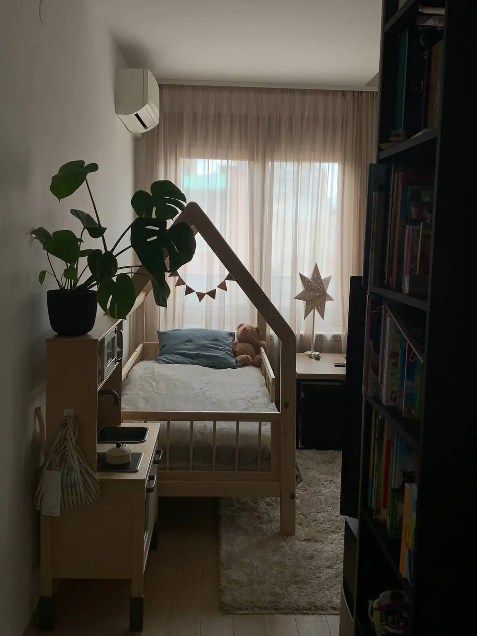 Детская кровать домик на заказ с матрасом IKEA 200×90 2